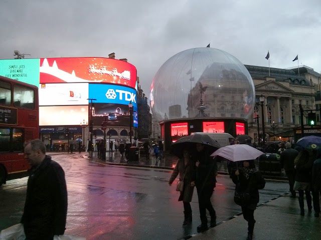 This was the snow globe covering the statue of Eros in Piccadilly circus shortly before the storm destroyed the globe