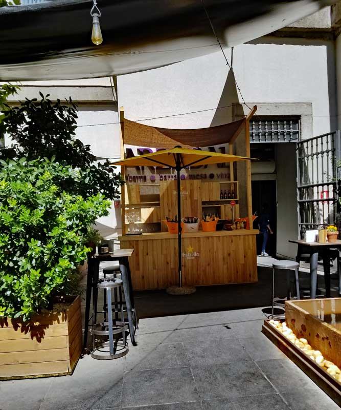 The courtyard with the bar at Arzábal