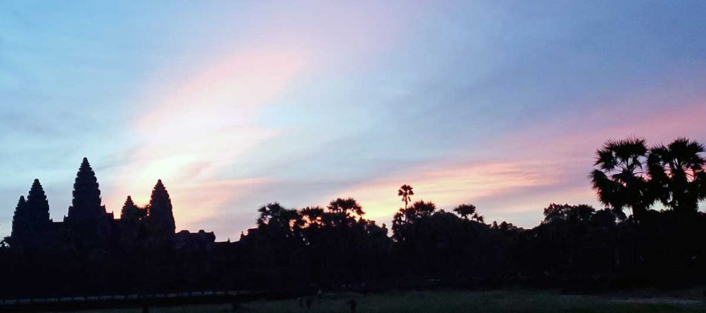 Angkor Wat at sunrise V2.