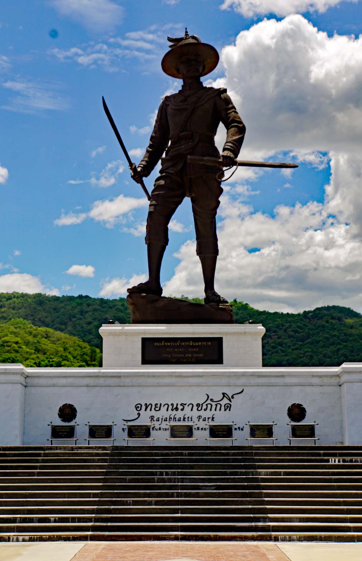 Statue of King Taksin (1767-1782) in Rajabahkti Park .
