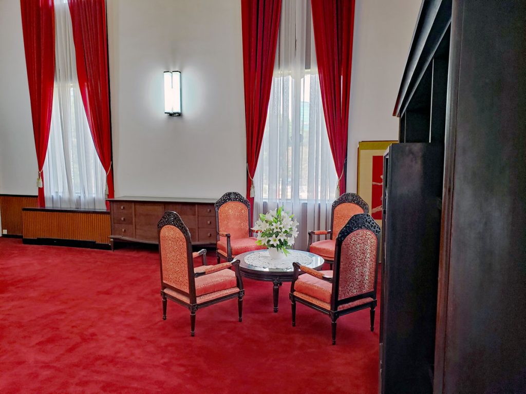 The President's office sitting area
